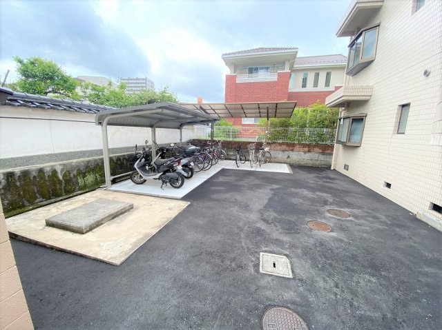 エンゼルコーポの駐車場