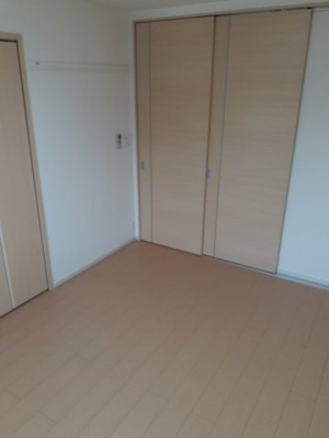 【内装】 | ブライト　ビューテラスＡ | 明るい色調の室内です