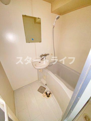 大阪市淀川区西中島３丁目の賃貸マンションの浴室