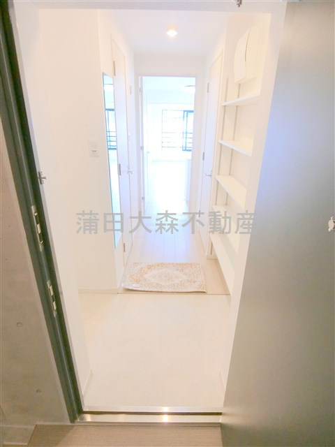 Co-W Residenceの玄関