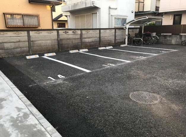 グリーンハイツの駐車場