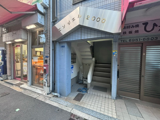 【エントランス】