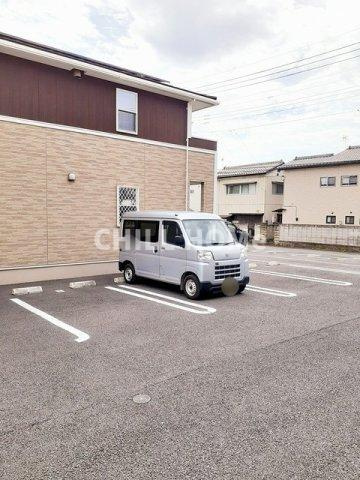 アウローラⅠの駐車場|当社、チルホームのHPもご覧ください(^^)/物件情報多数♪