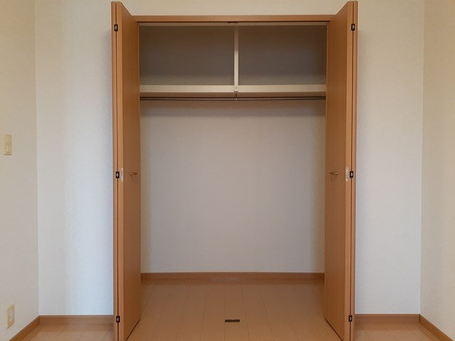 ヒラソールＡの収納