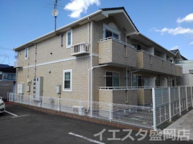 ブライト・スクエアＣの外観