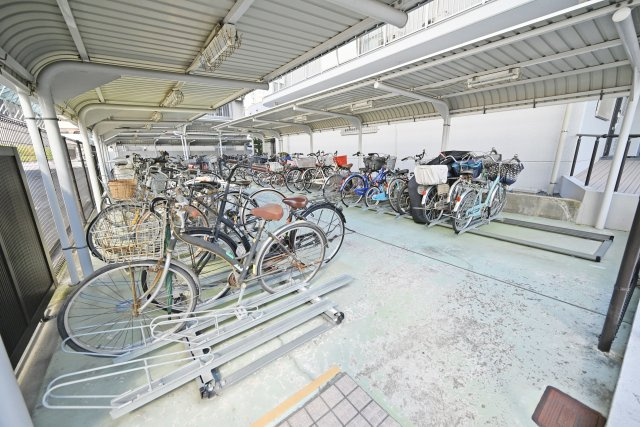 新大阪第1グリーンマンションの駐輪場|敷地内駐輪場です。