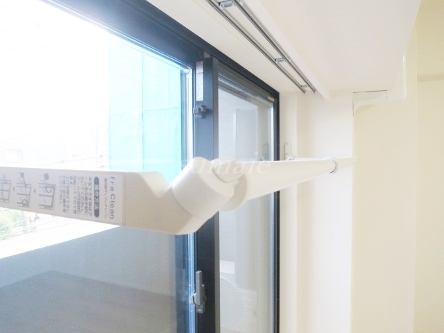 ライトテラス赤羽の設備|室内物干し金具です☆