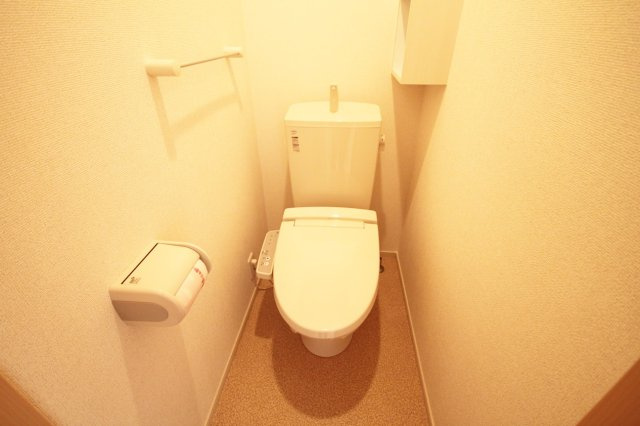 アティレジャンのトイレ|コンパクトで使いやすいトイレです