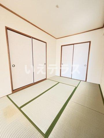 エバーグリーンⅡ番館の和室|きれいな和室です
