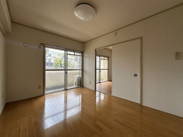 川崎市麻生区百合丘１丁目の賃貸マンションの寝室