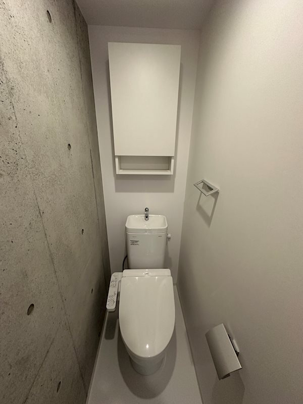 新品家具付きマンション高田馬場4(KaGood東京)のトイレ