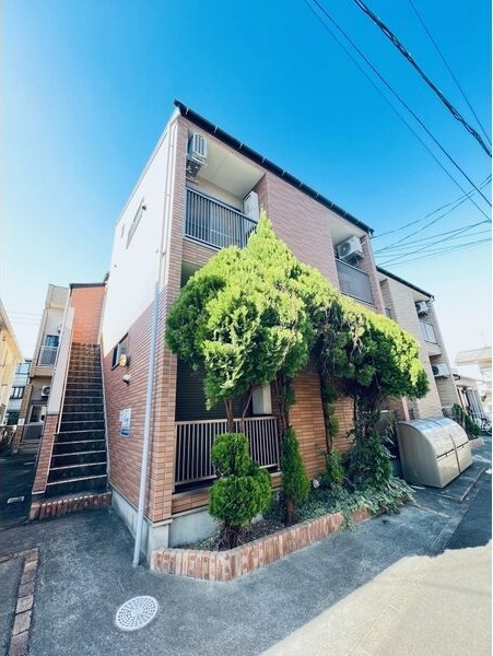コンパートハウス本陣の外観