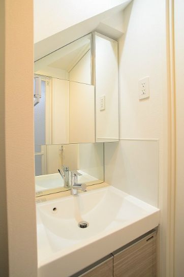 【洗面所】ステージグランデ用賀アジールコート