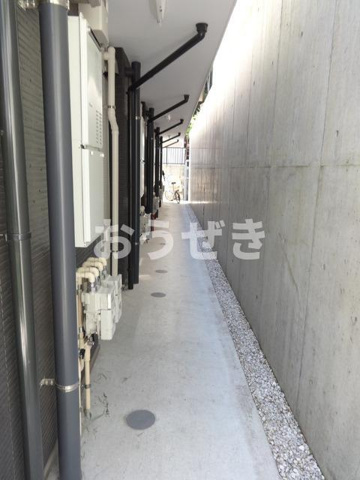 コムフィ杉田のロビー