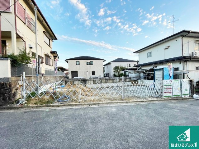 ■川西市水明台　第1期　新築一戸建ての外観|周辺は落ち着いた街並みの住宅地！子育てがしやすい住環境です！まだ未完成ですが、現地でしかわからない事もございます。是非一度ご覧ください。