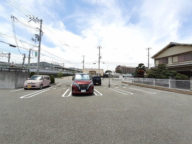 ノアＢの駐車場