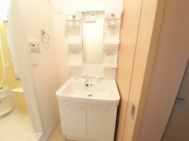 ノアＢの洗面所