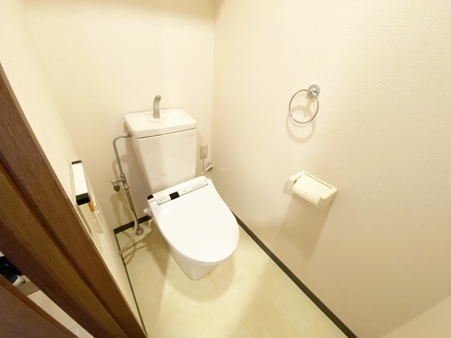 オークス皇山道のトイレ|トイレは洗浄便座付き☆