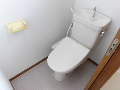 【トイレ】 | ルーミー石神 | 落ち着いたトイレです
