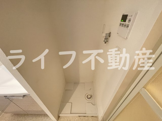 クレシア布施の洗面所|ゆったりとスペースのある洗面所