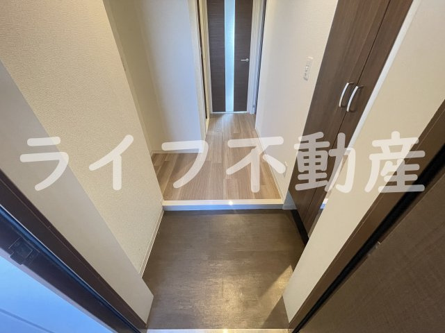 クレシア布施の玄関|明るい玄関です