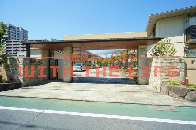 ヴィルヌーブ諏訪野K棟の周辺