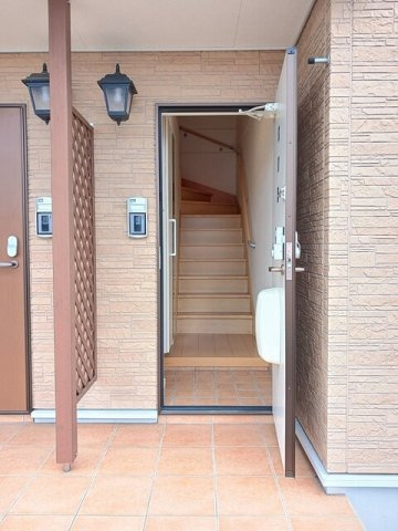 フォレスト・アーチの玄関