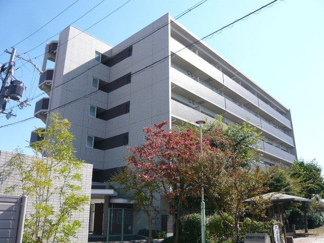 クランエシオの外観
