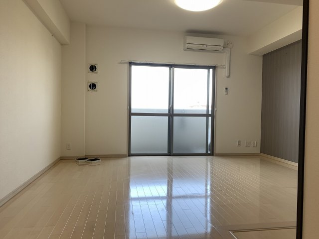 クランエシオの居間・リビング