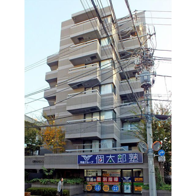 グランソロの外観