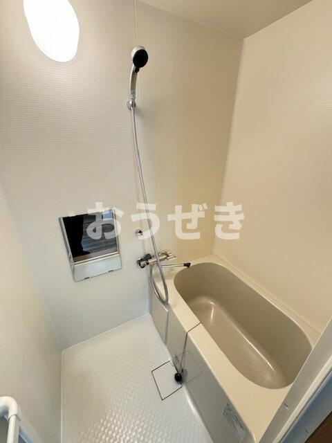 カーサ柴又の浴室|※同タイプ　別部屋参考写真