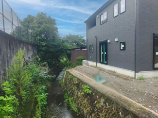 【前面道路含む現地写真】 | 宇治市莵道池山　2号棟　新築戸建