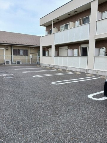 【駐車場】 | ヴィラ　ジュネス | 駐車場があります
