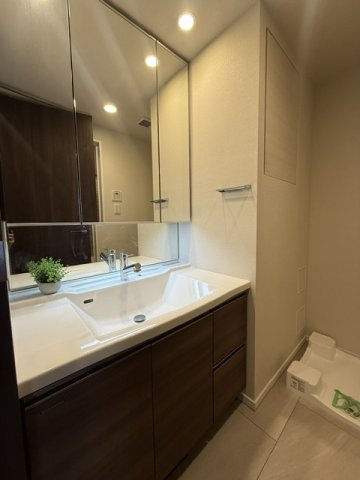 【独立洗面台】 | グランスイート三軒茶屋スカイテラス