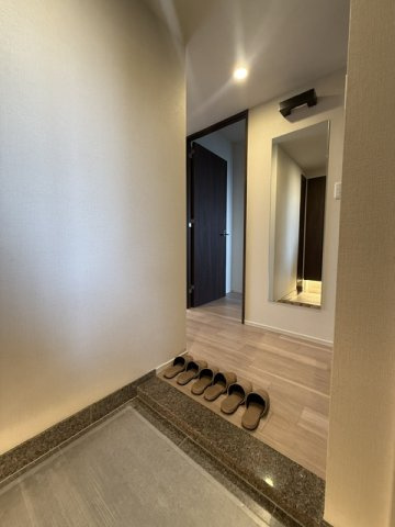 【玄関】 | グランスイート三軒茶屋スカイテラス