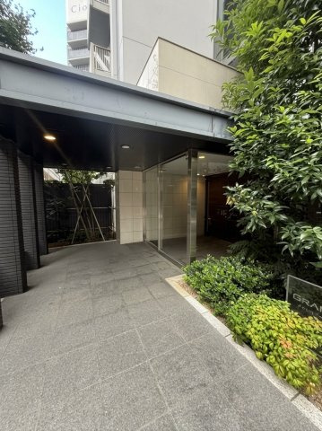 【エントランス】 | グランスイート三軒茶屋スカイテラス