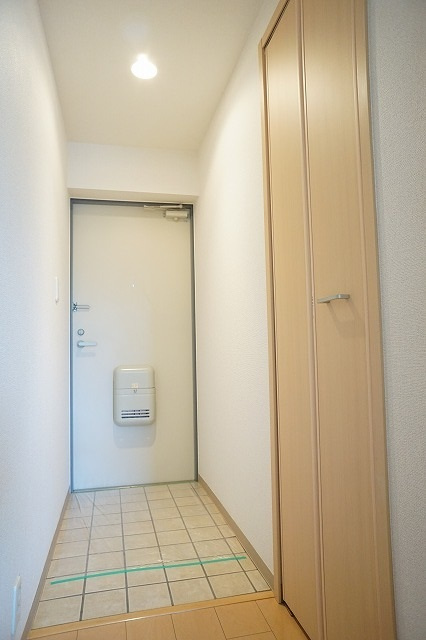 アクティーフ小手指の玄関