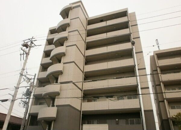 NEO　CORONETの外観