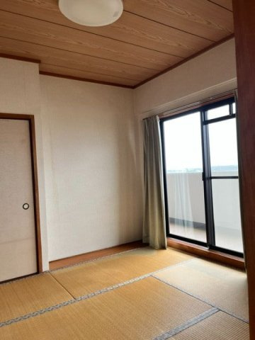フラワーマンション神宮北の和室