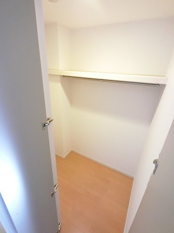 レオ参拾七番館の収納