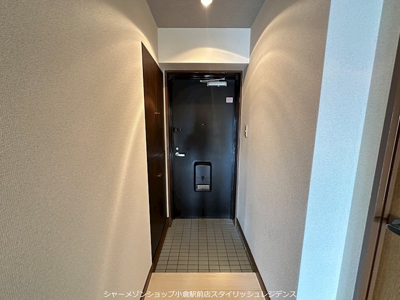ギャラン中井の玄関