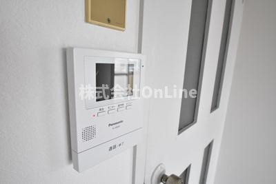 八尾市亀井町３丁目の賃貸マンションのセキュリティ