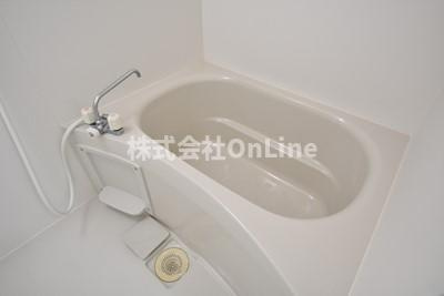 八尾市亀井町３丁目の賃貸マンションの浴室