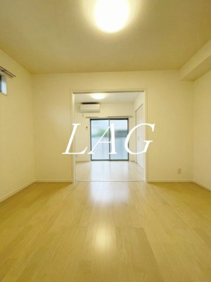 【居間・リビング】 | UCDA Residence新検見川 | 洋室のお部屋です。