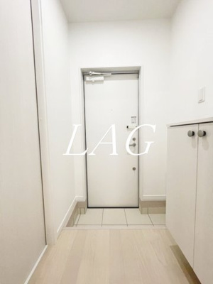 【玄関】 | UCDA Residence新検見川 | 玄関です。
