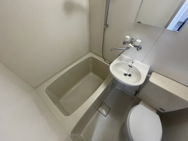 【浴室】 | リバーヒルハイツ | 日々の暮らしに欠かせないお風呂です
