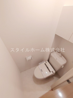 【トイレ】 | アゼリアＡ棟 | イメージ写真です。