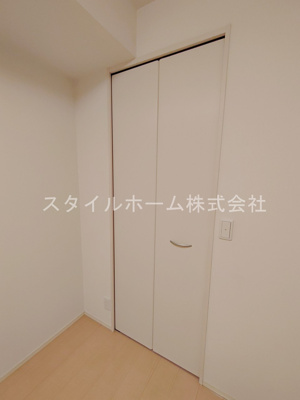 【居間・リビング】 | アゼリアＡ棟 | イメージ写真です。