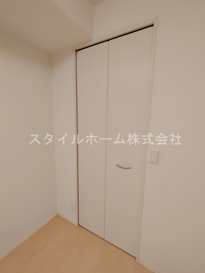 【居間・リビング】 | アゼリアＡ棟 | イメージ写真です。