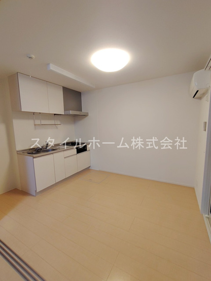 【居間・リビング】 | アゼリアＡ棟 | イメージ写真です。